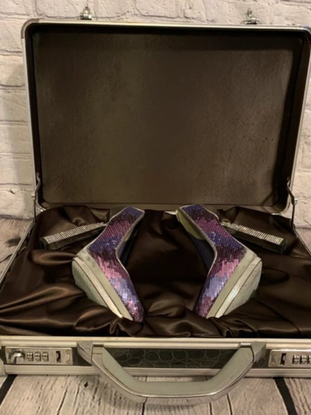 Empire State Building Heels Size 7